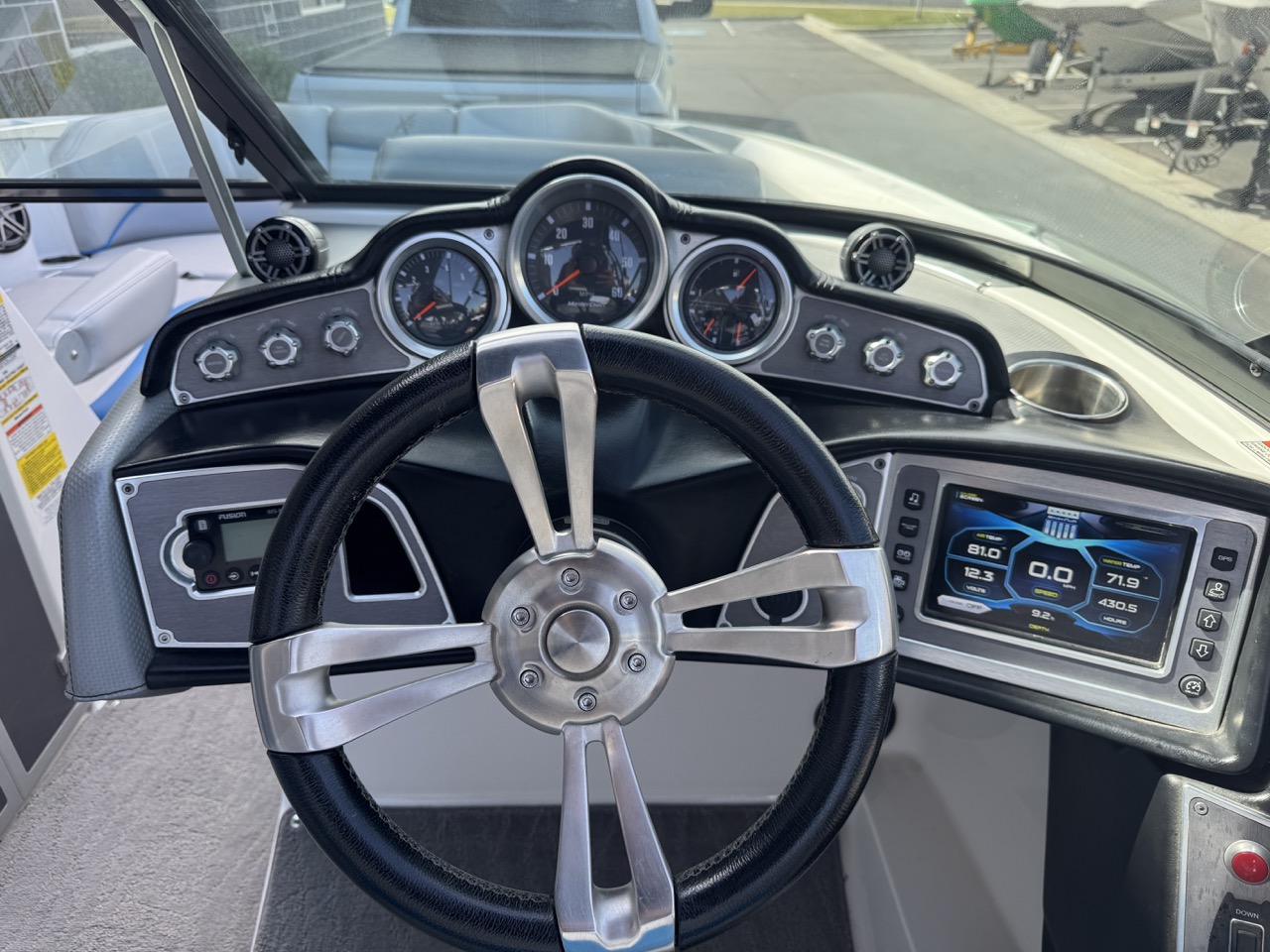 2017 Mastercraft X46 loaded with Big Motor Icon